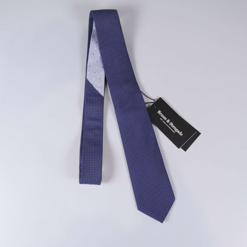 Slips hel med rutigt blått mönster och insida synlig