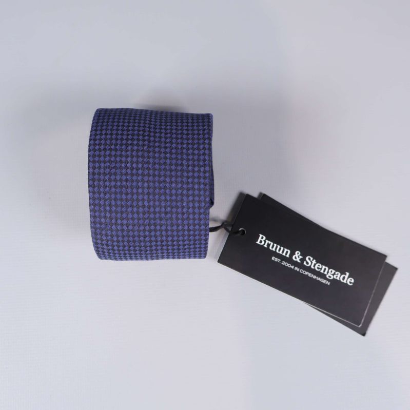 Slips ihoprullad med märktag synlig