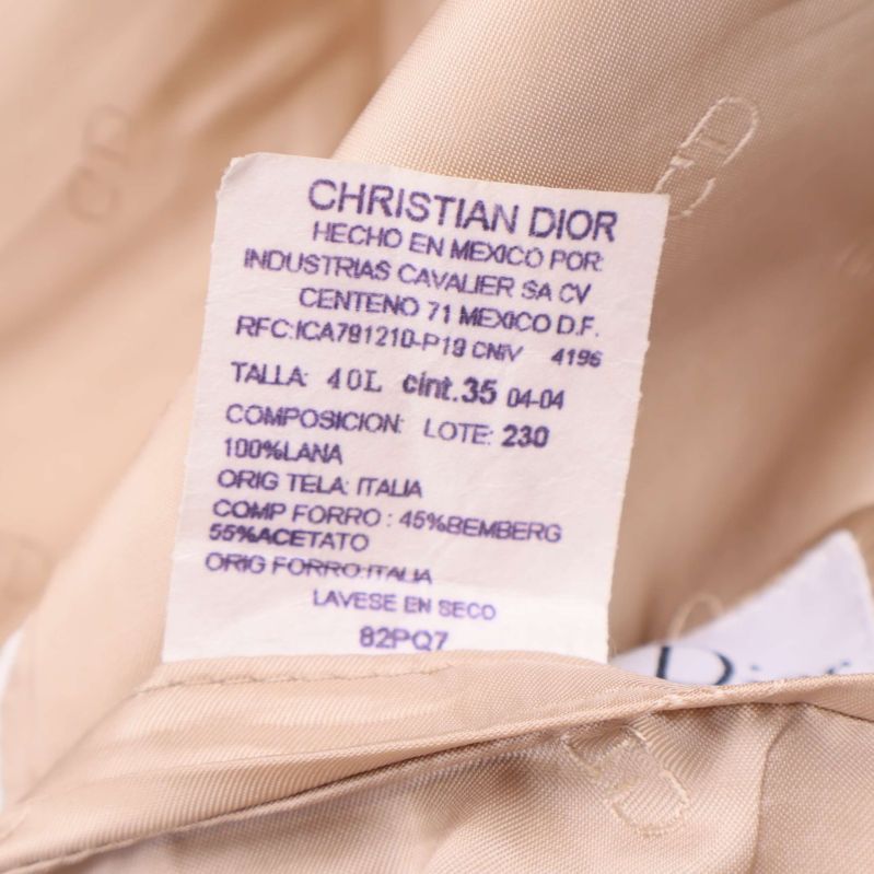 Materiallapp för Christian Dior-kavaj 