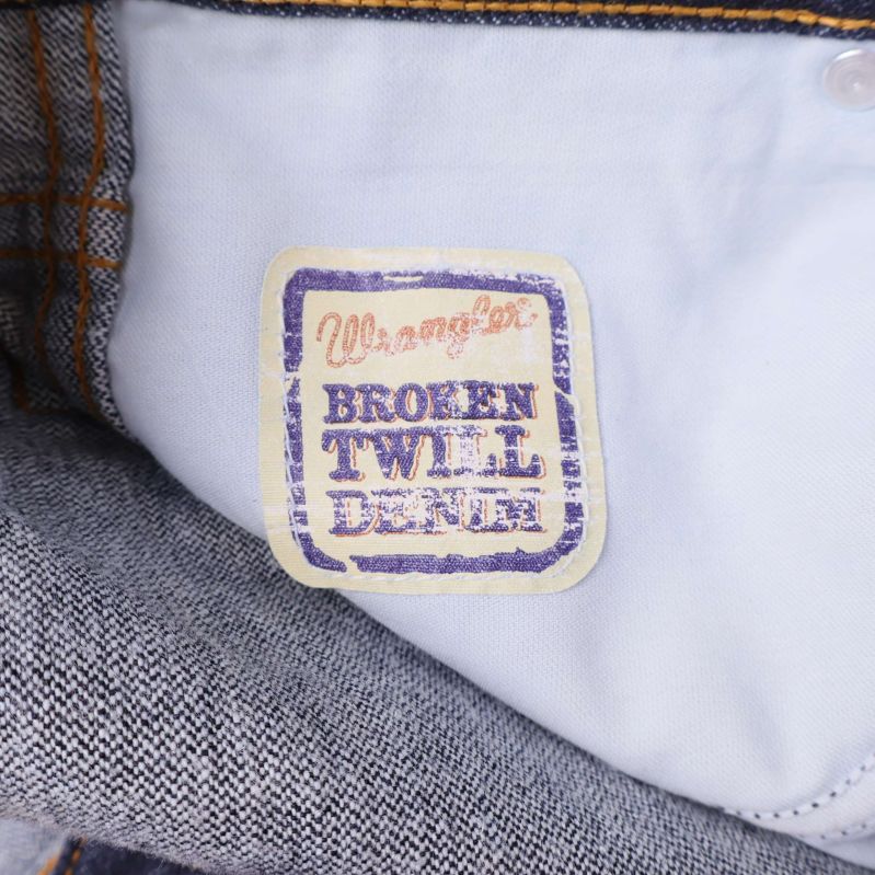 Wrangler broken twill denim-etikett på insidan