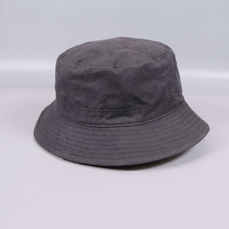 Enkel profil av mörk bucket hat, sidan visas