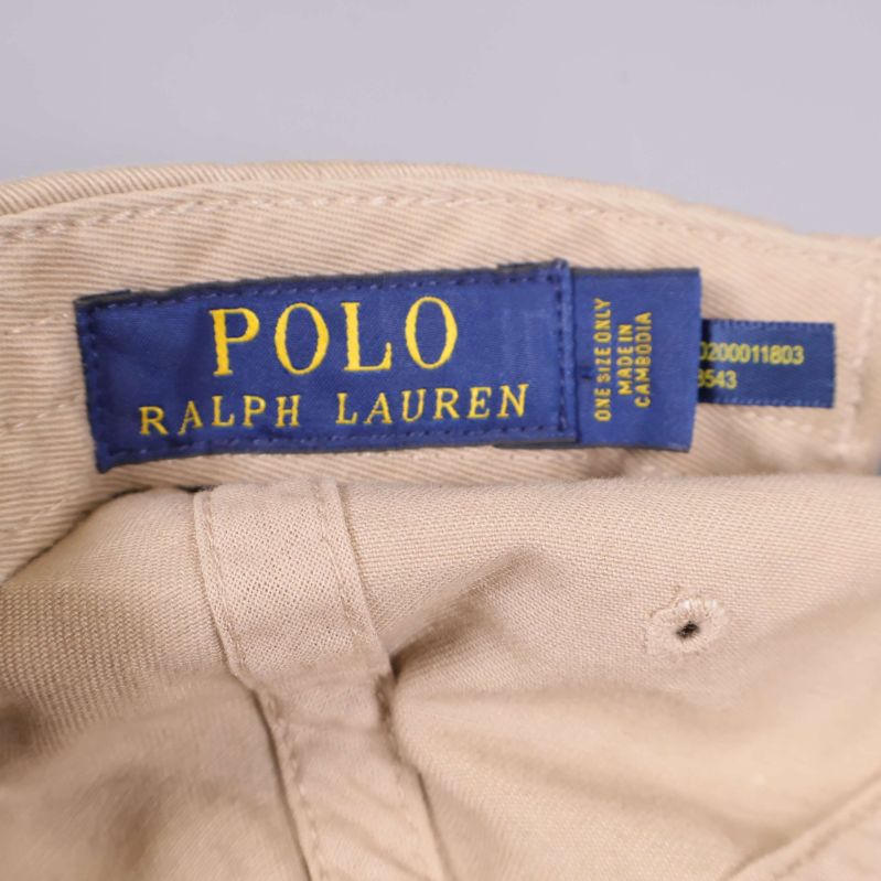 Etikett på insidan med text Polo Ralph Lauren