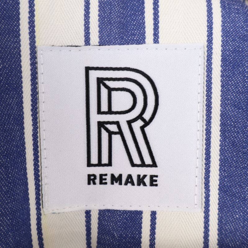 Remakelogga på randig jacka