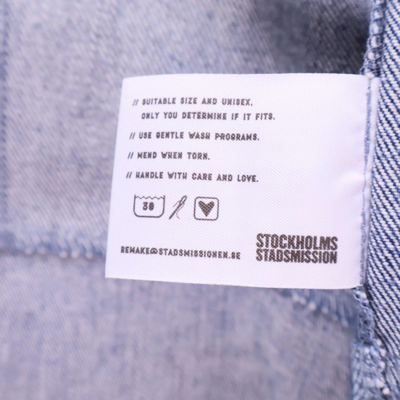 Tvätt- och care label för patchwork jacka