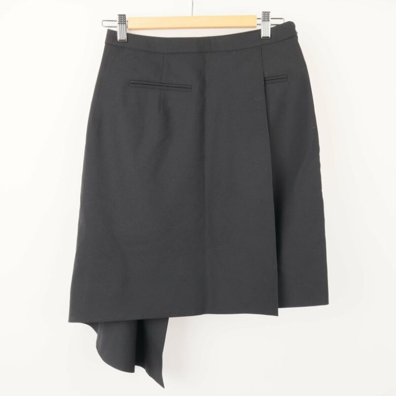 Kjol från Balenciaga med assymetrisk touch