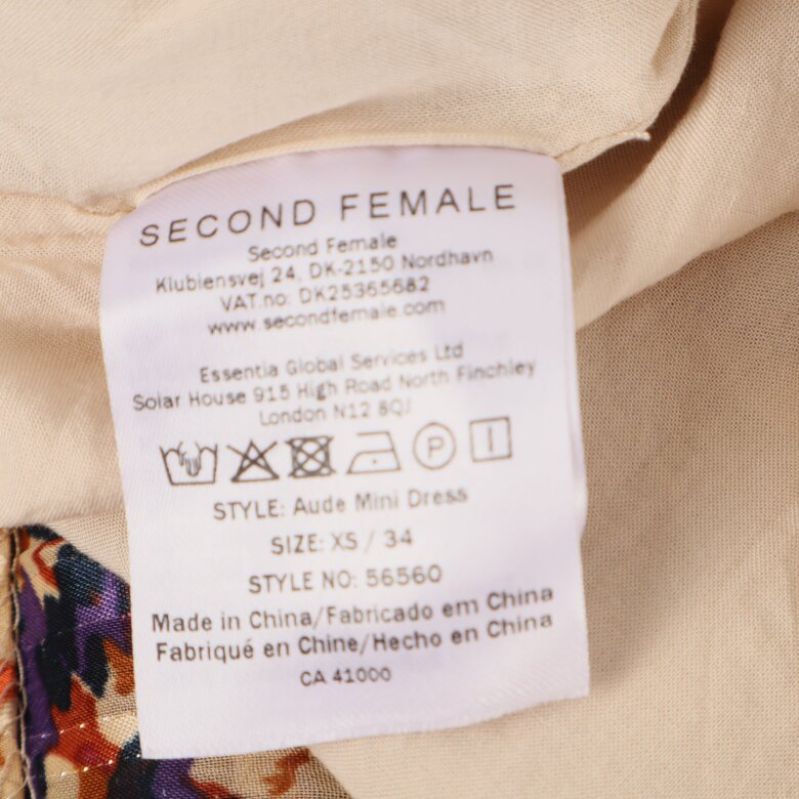 Second Female klänning, tvättråd