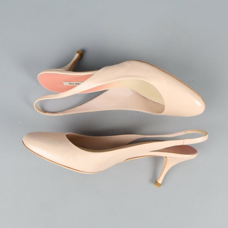 Beige slingback klackskor i läder