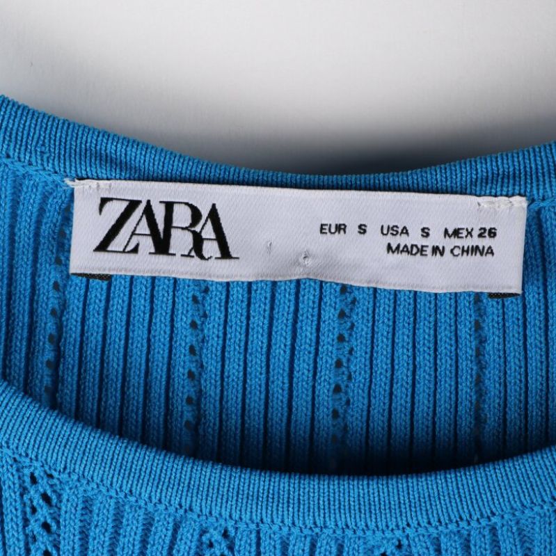 Zara storleksetiketten på klänningen