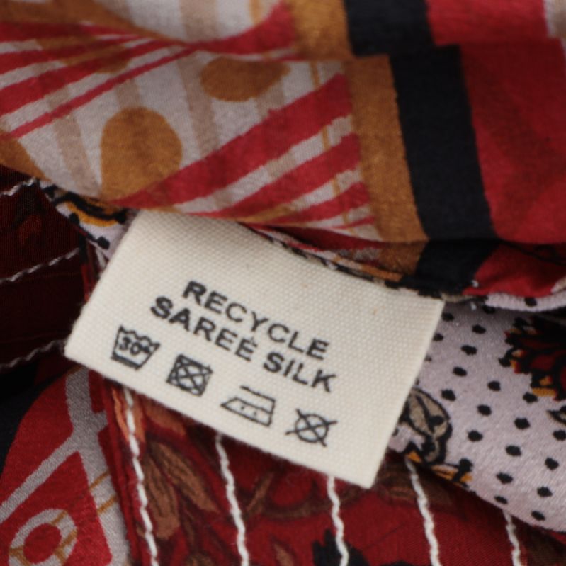 Materialetikett för återvunnet saree-silke