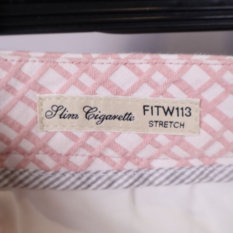Etikett med Slim Cigarette och FITW113