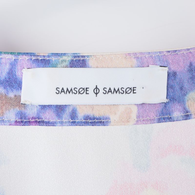 Samsøe Samsøe-logotyp på inneretiketten