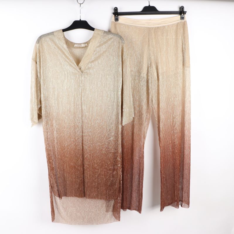 Glittrande set framifrån