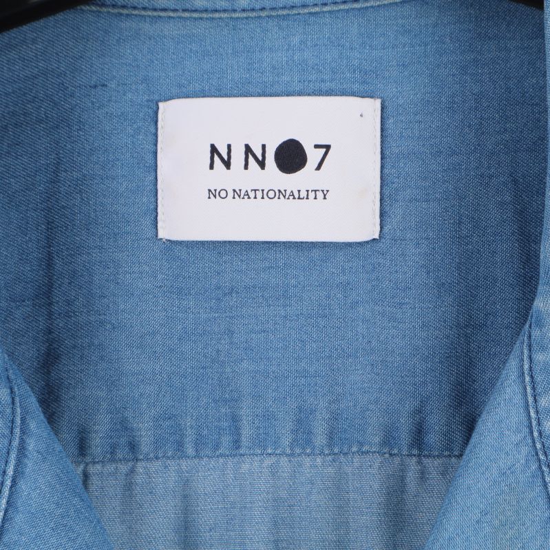 Närbild på märkning : 'NN07 No Nationality'