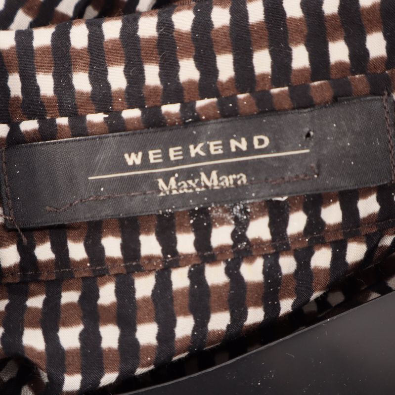 Etikett med texten 'Weekend MaxMara'