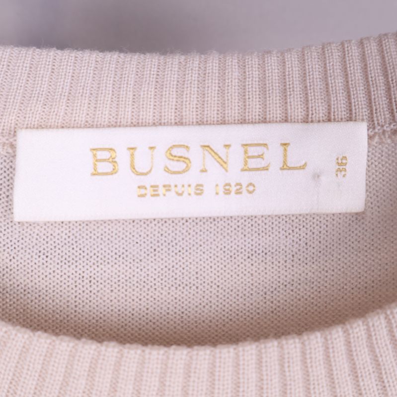 Busnel etikett med logotyp