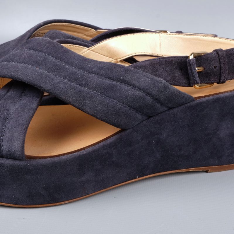 Innersula detalj visar J. Crew logotyp