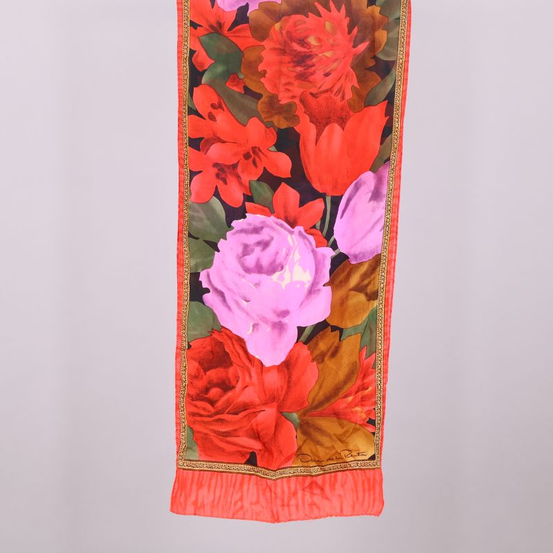 Blommig sjal med röd och rosa