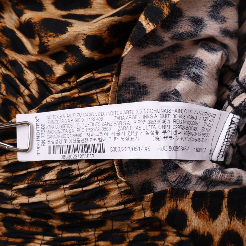 Textil etikett med vårdinstruktioner