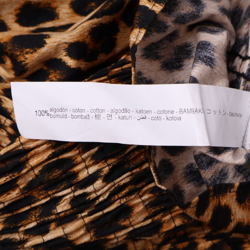 Textil etikett med materialinformation