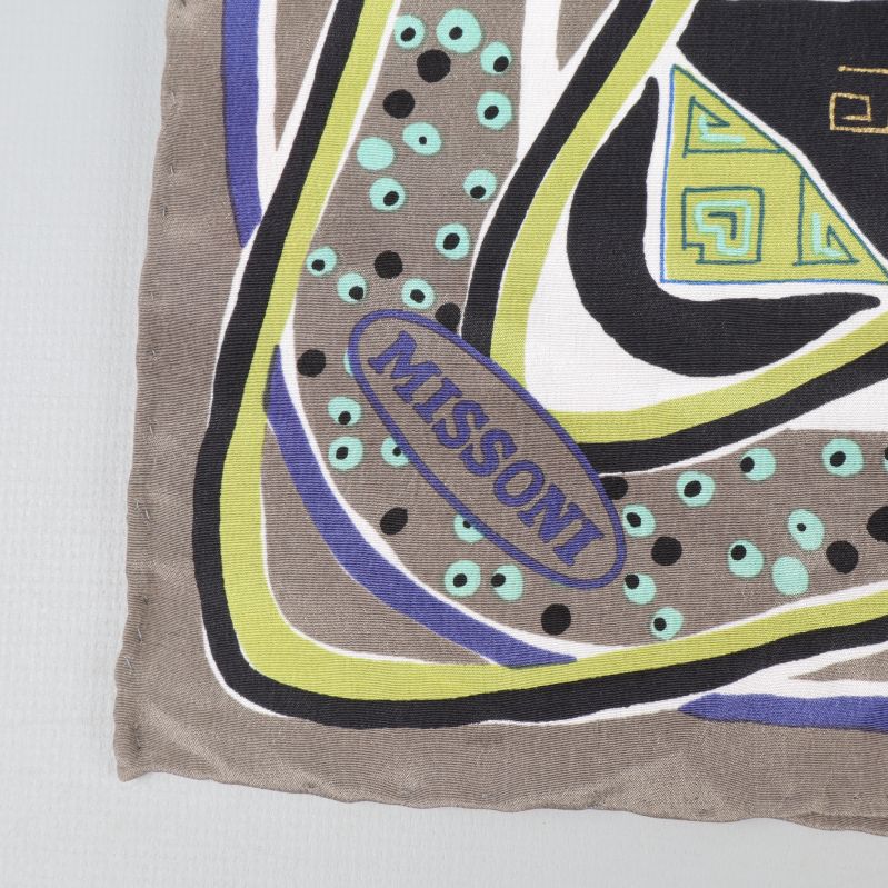 Närbild på märket Missoni
