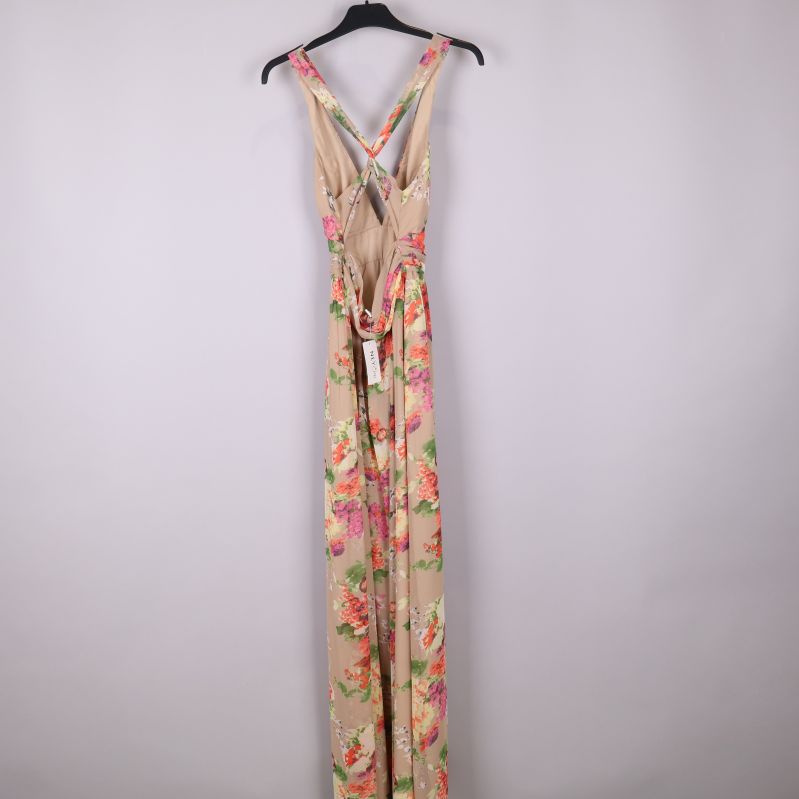 Maxiklänning med blommönster bakifrån