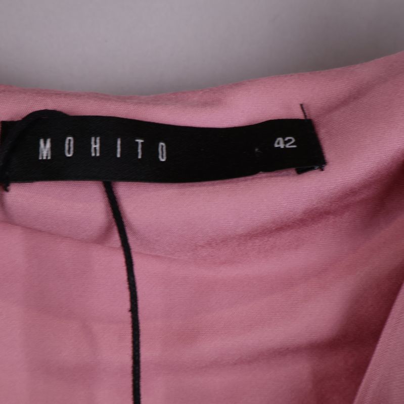 Märke Mohito och storlek 42