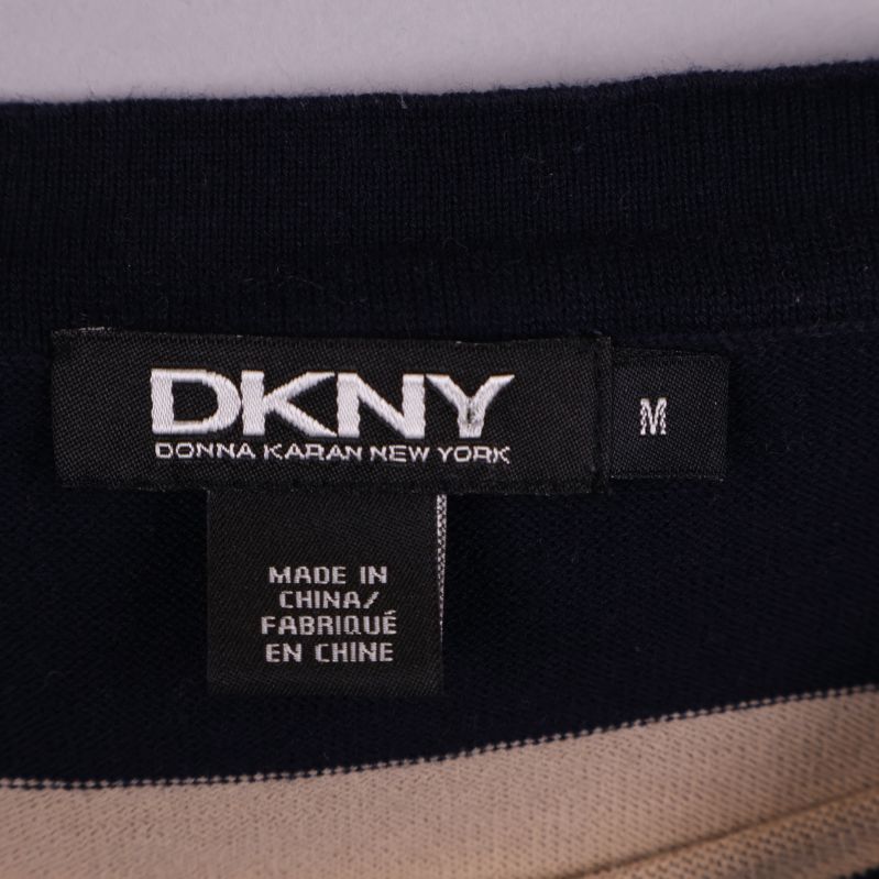 DKNY etikett med storlek M