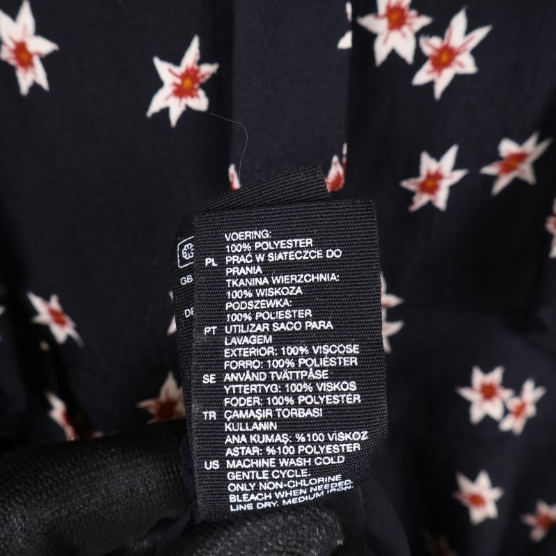 Materiallabel visar material och skötsel