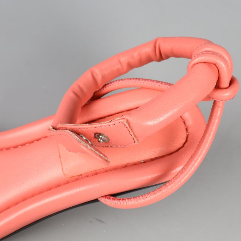 Detaljerad bild av sandalens konstruktion