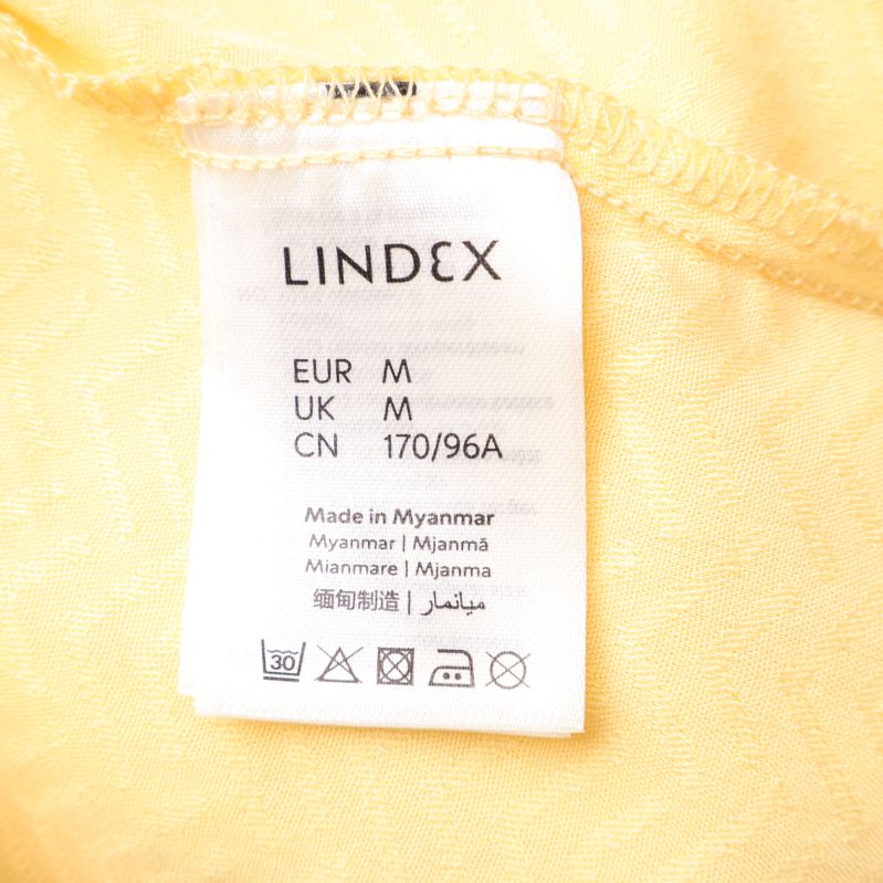 Etikett med Lindex märke och storlekar