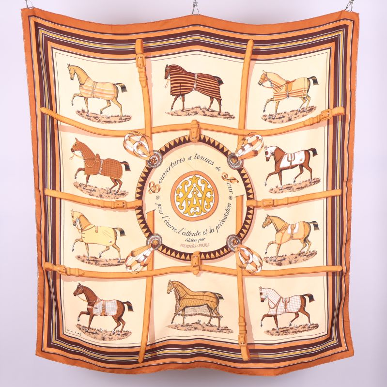 Framsida Scarf med hästmotiv