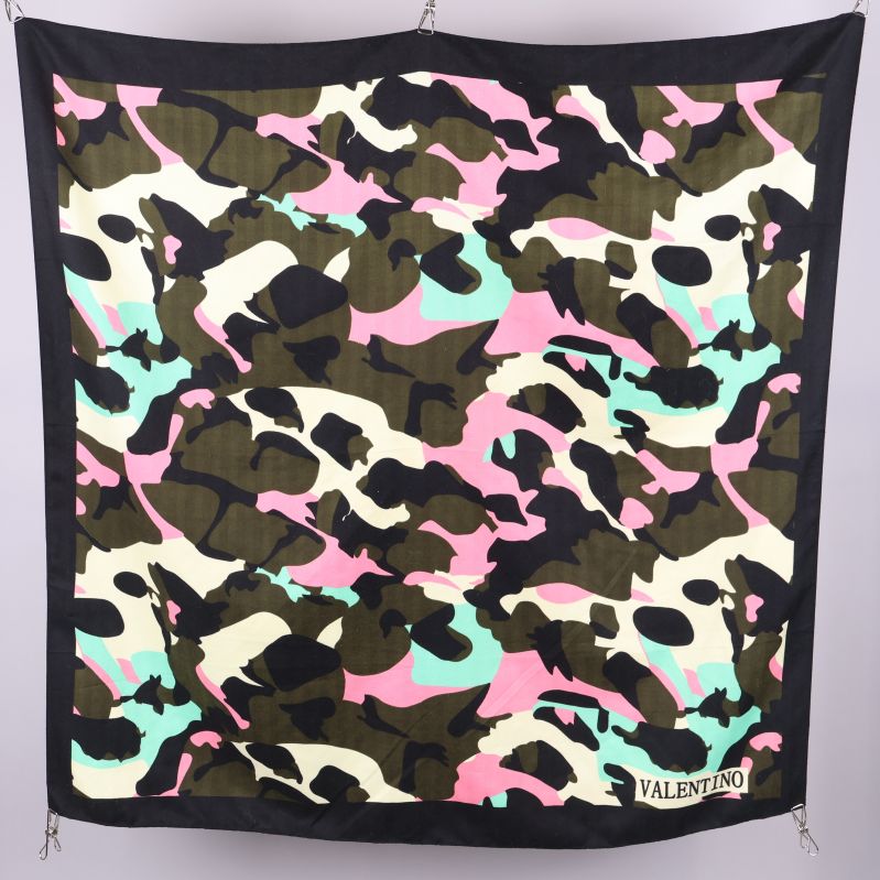 Sjalen fotad framifrån