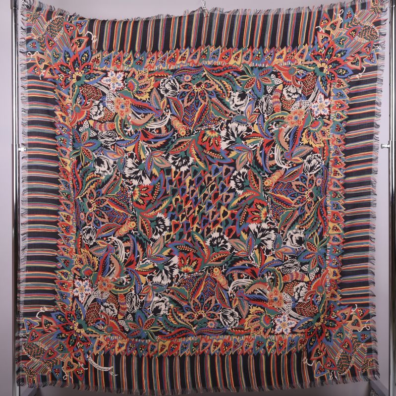 Bild på sjal i helhet