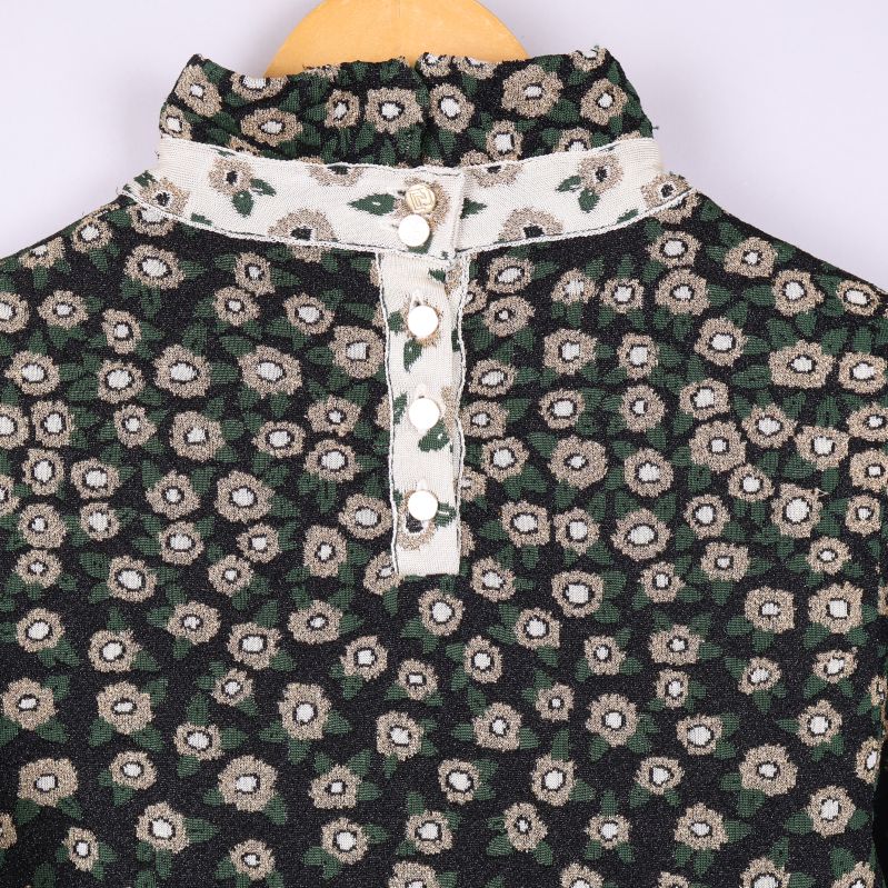 Närbild av knappar bak