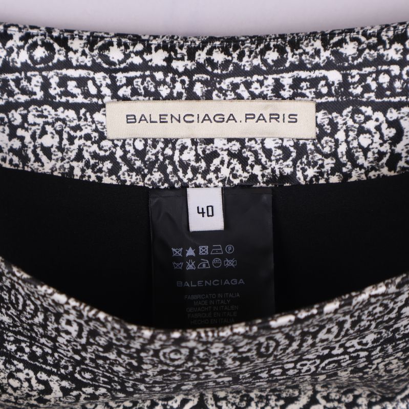 Balenciaga Paris etikett 