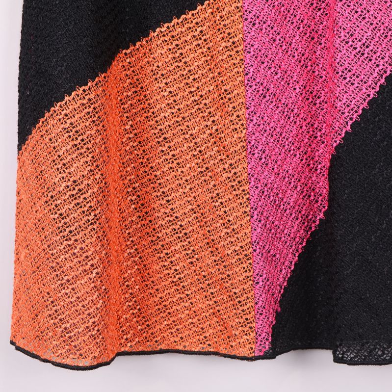 Närbild av kjolens nedre kant