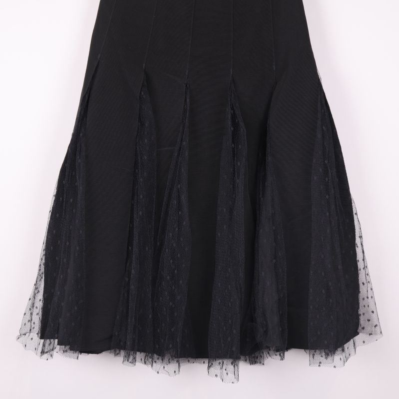 Kjolens nederdel med tyll