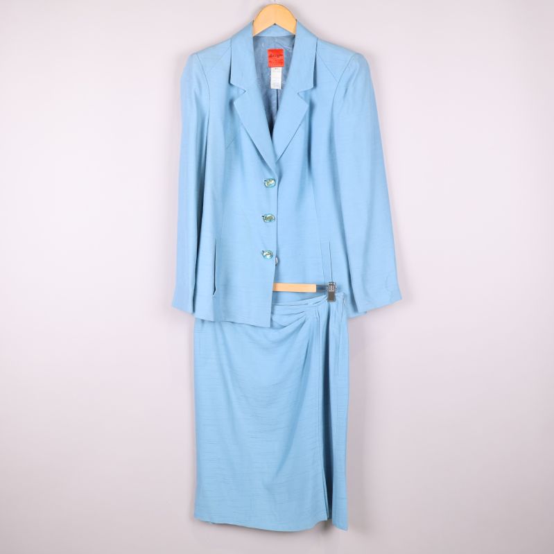 Blå kostym med jacka och kjol 