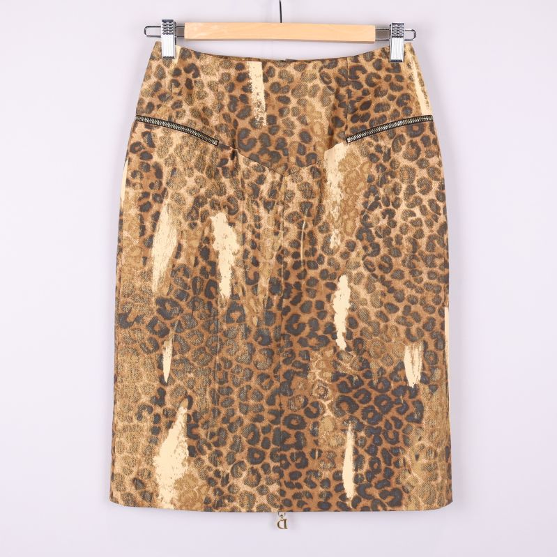 Baksida av kjol med dragkedja