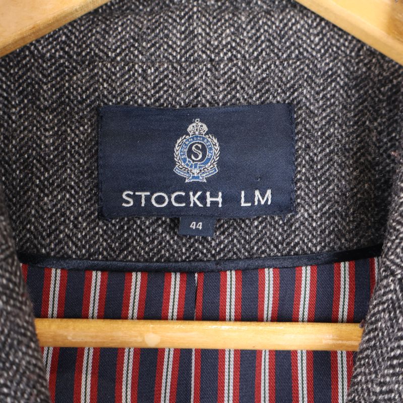 Märkesetikett STOCKH LM sedd inuti