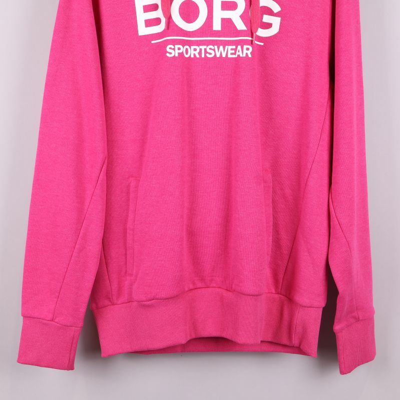 Närbild på nederdelen av hoodie