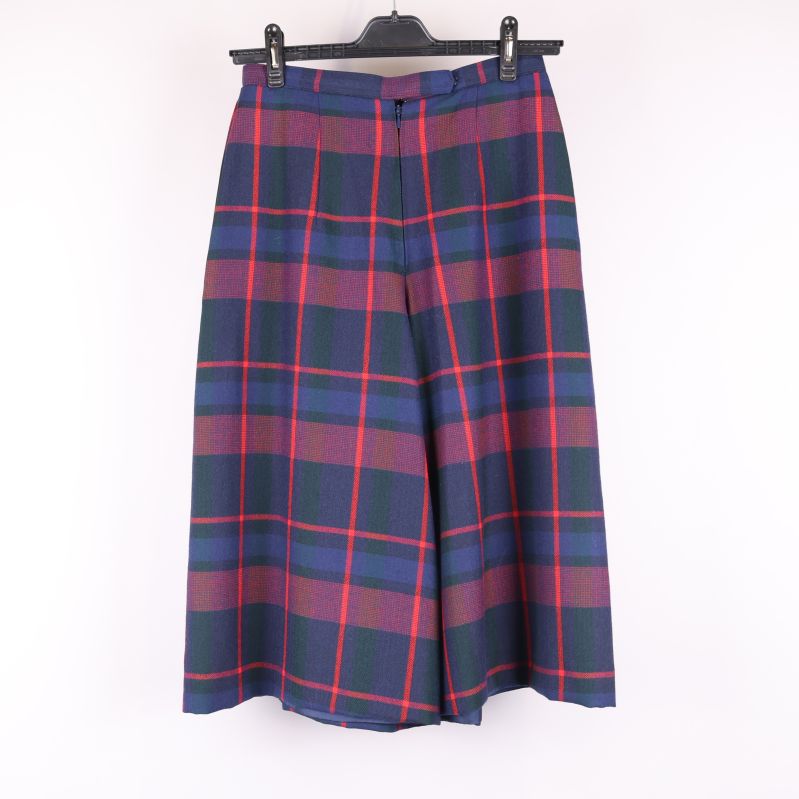 Klassiska culotte-byxor med rutmönster