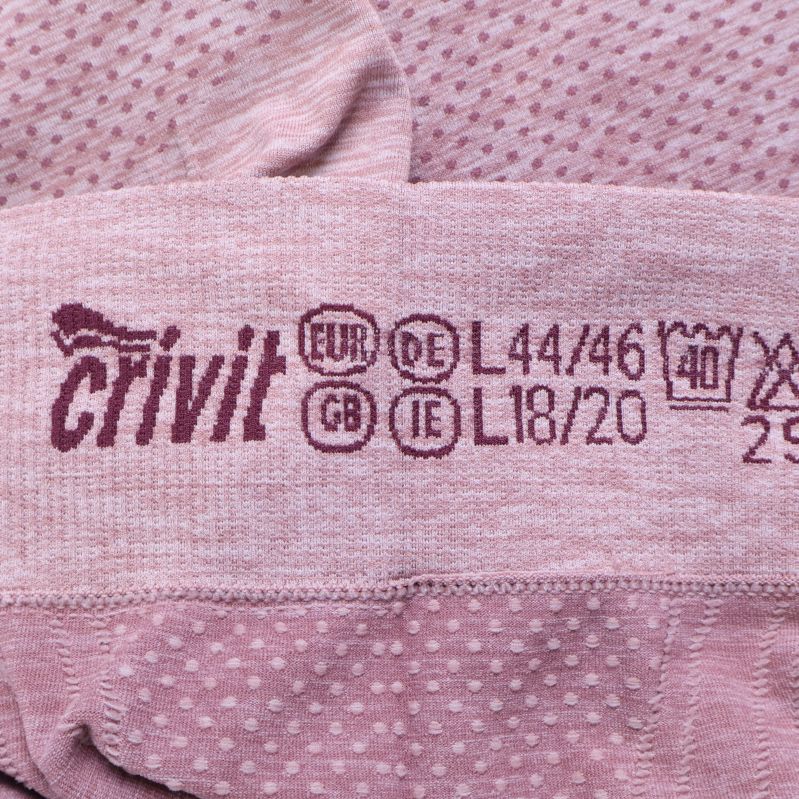 Storleksetikett med Crivit-logo och storlek L 44/46