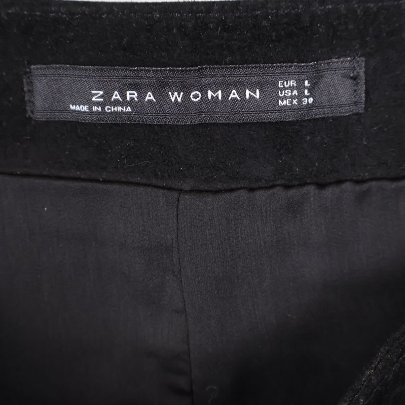 Etikett från Zara Woman med storleksinformation