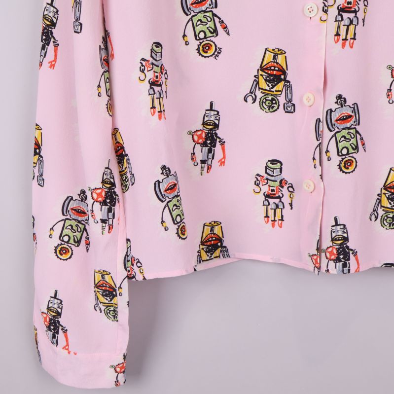 Ärm och nederkant på skjorta