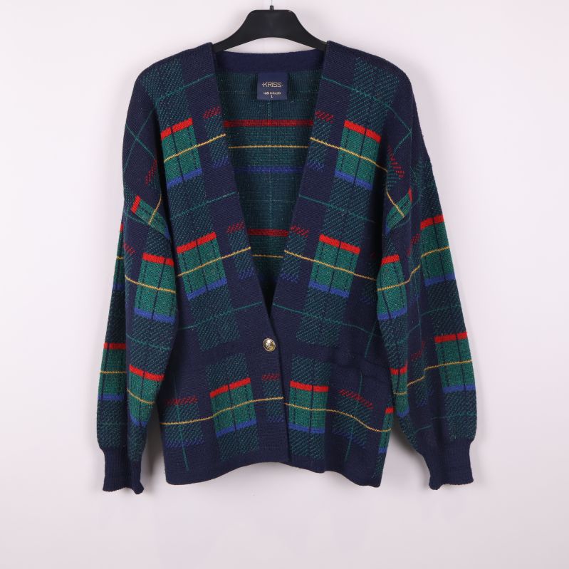 Kofta med rutmönster i blått, grönt och rött framifrån