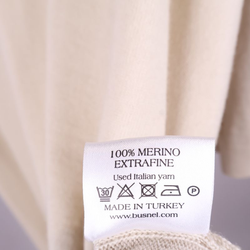 Materialetikett med 100% merino extrafine