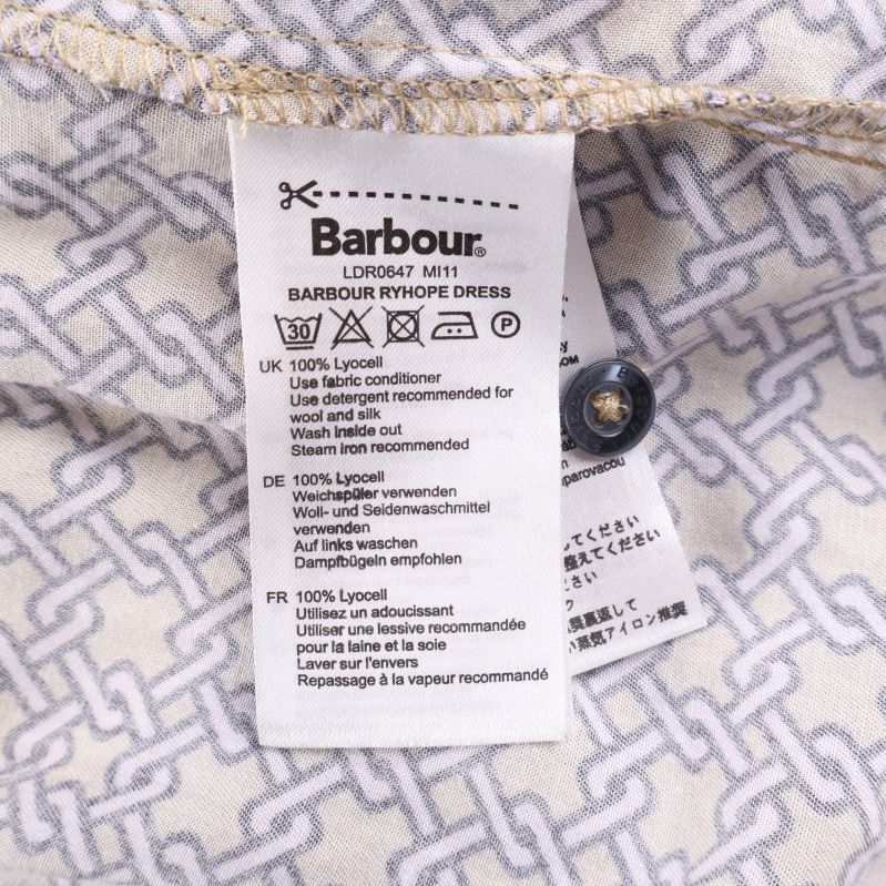 Materiallapp från Barbour som visar 100% lyocell
