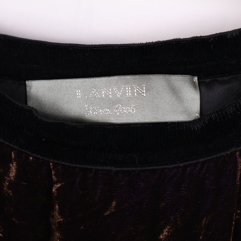 Lanvin etikett sydd i kjolens linning