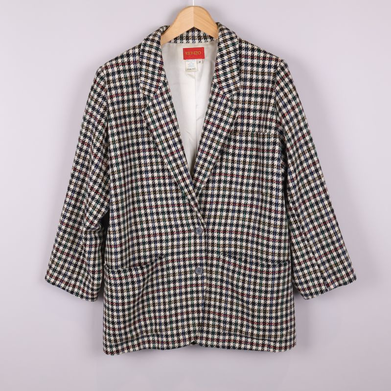 Framsidan av rutig Kenzo-kavaj 